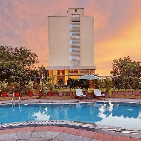 Temple Tree Hotel Shirdi Bagian luar foto