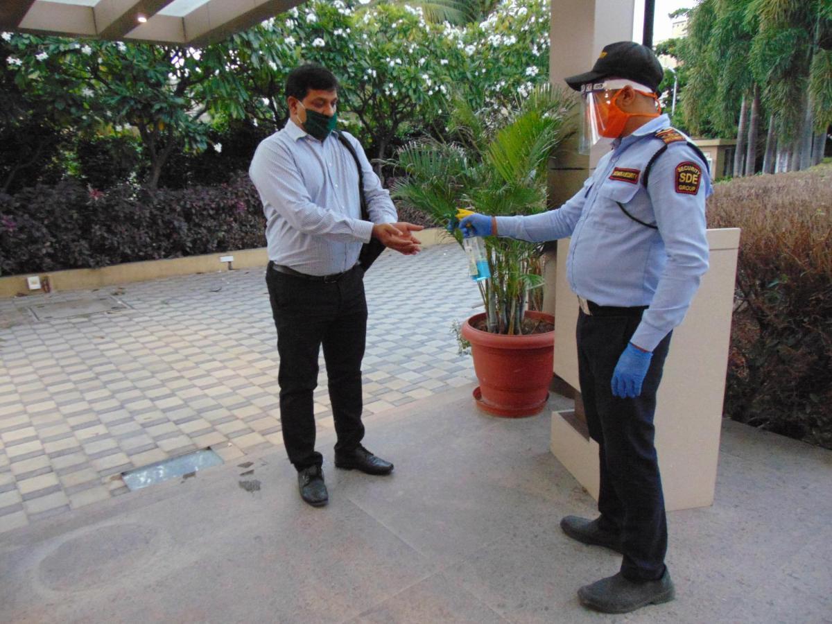 Temple Tree Hotel Shirdi Bagian luar foto