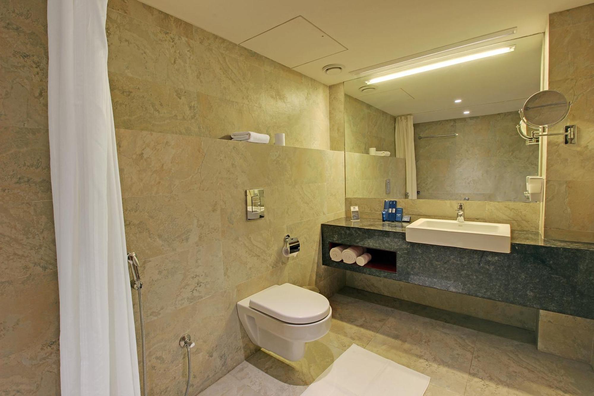 Temple Tree Hotel Shirdi Bagian luar foto